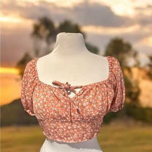 Liberty love size medium floral crop top, New with tags